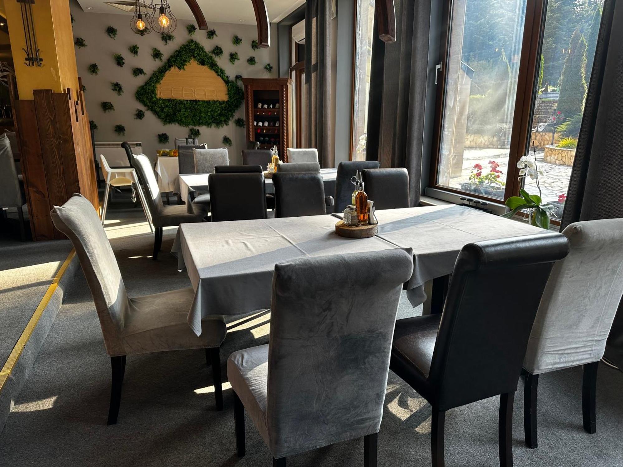 Borovets Holiday Apartments - Different Locations In بوروفتس المظهر الخارجي الصورة