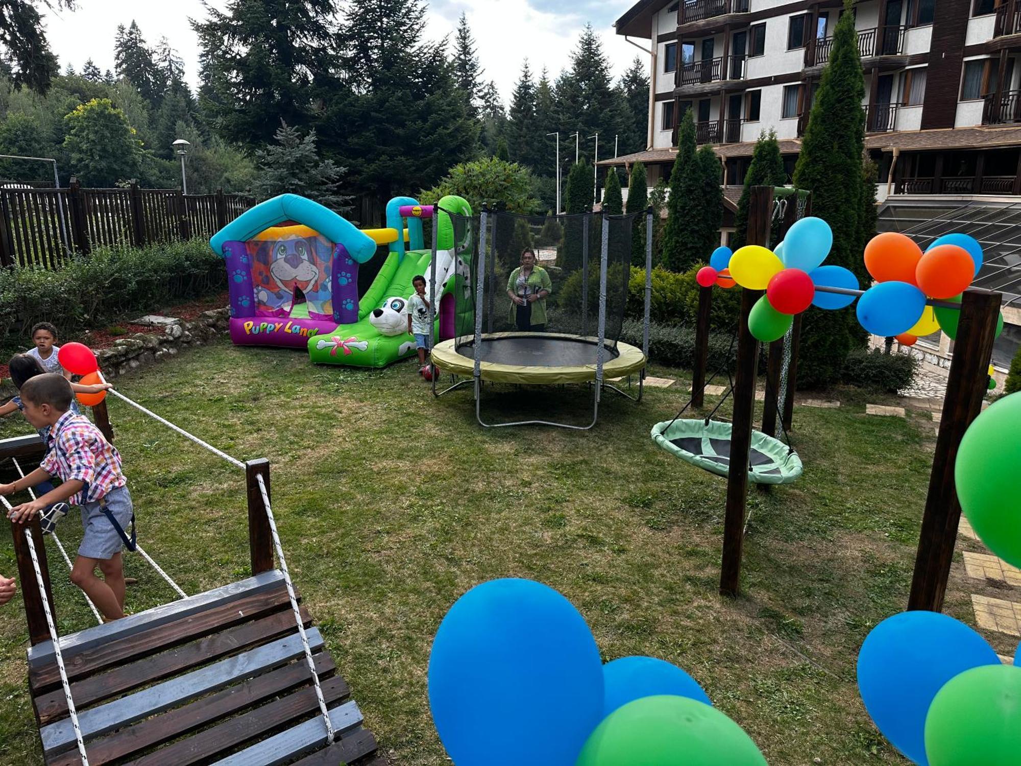 Borovets Holiday Apartments - Different Locations In بوروفتس المظهر الخارجي الصورة