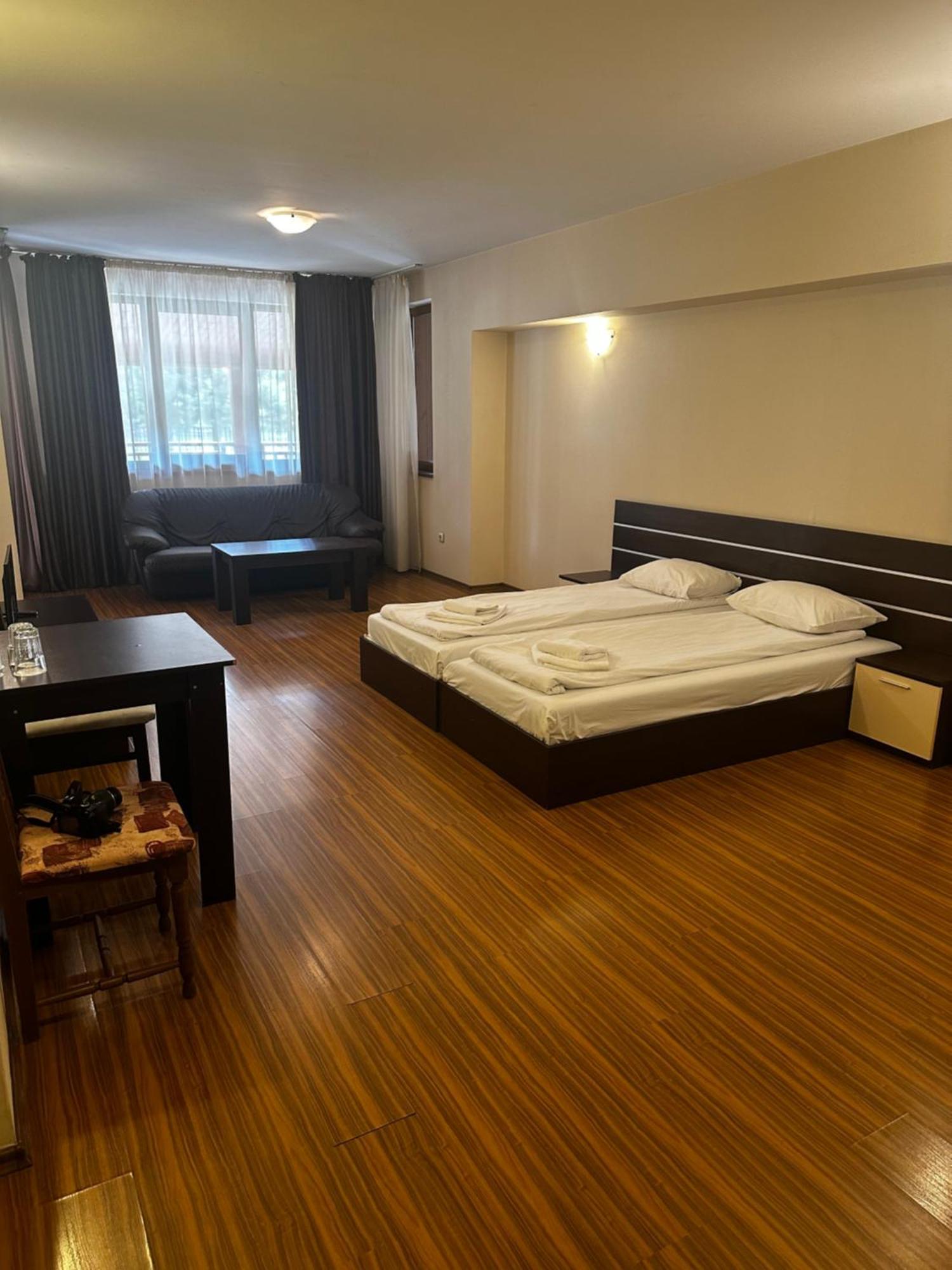 Borovets Holiday Apartments - Different Locations In بوروفتس المظهر الخارجي الصورة