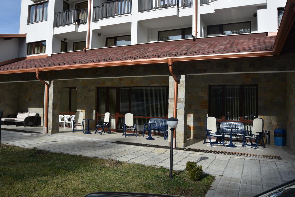 Borovets Holiday Apartments - Different Locations In بوروفتس المظهر الخارجي الصورة